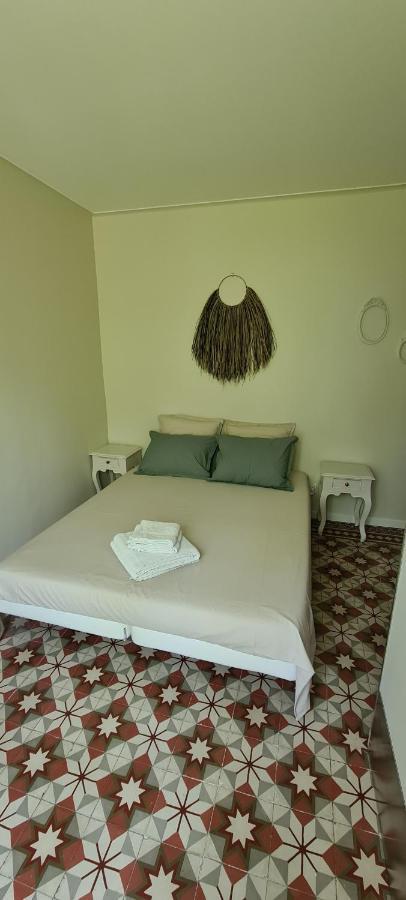 Bed and Breakfast La Bastide Des Arts Saumane-de-Vaucluse Exterior foto